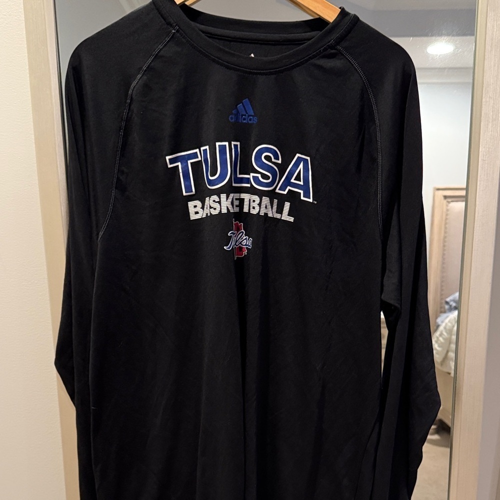 NWOT Tulsa Adidas Black Long Dri Fit Sleeve Tee (41)